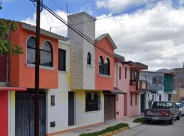 Casa de 4 habitaciones, Pachuca · ¡Tu Hogar Ideal en La Mejor Ubicación!