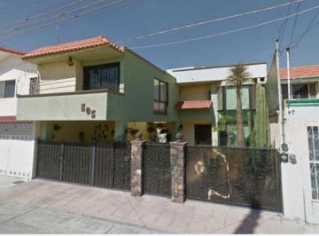 Casa de 3 habitaciones, Salamanca · Hermosa Casa de Venta en Guanajuato