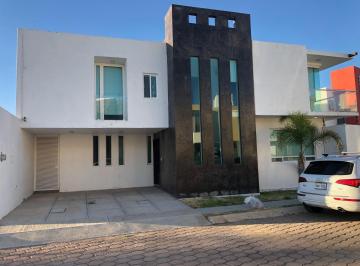 Departamento compartido de 4 habitaciones, San Juan del Río · Habitaciones Disponibles en Casa Amplia en San Juan del Río, Querétaro