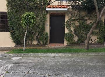 Casa de 4 habitaciones, Huixquilucan · Venta de Casa en Calle Cerrada y con Vigilancia en Paseos de La Herradura