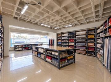 Bodega comercial de 1 habitación, Iztacalco · En Renta Bodega 200 m² m² en Edificio Industrial