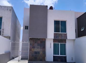 Casa en condominio · 120m² · 3 Recámaras · 2 Estacionamientos · Casa en Venta en Banus 360 Bonanza Metepec