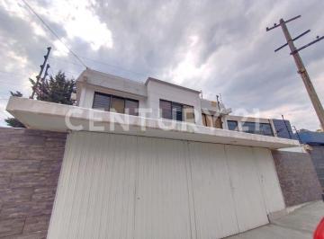 Casa · 319m² · 3 Recámaras · 4 Estacionamientos · Casa en Venta en Ciudad Satélite, Naucalpan, Edo. Méx