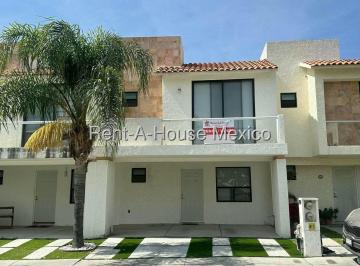Casa de 3 habitaciones, El Marqués · Renta de Casa con 3 Hab, 3 Baños, en El Mirador, Queretaro, Mexico.