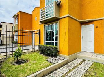 Casa · 102m² · 3 Recámaras · 1 Estacionamiento · Casa en Venta - Fraccionamiento El Dorado - Tultepec
