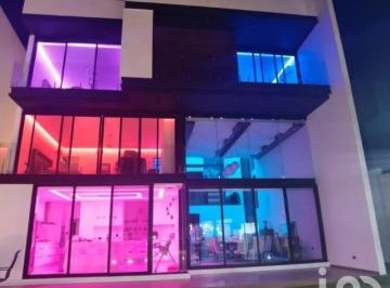 Casa · 542m² · 4 Recámaras · 3 Estacionamientos · Hermosa Casa Ecológica