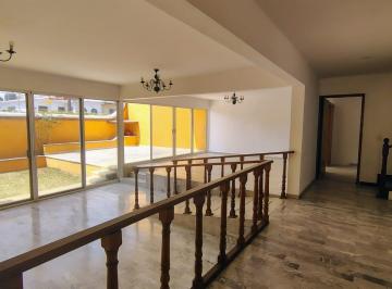 Casa de 4 habitaciones, Cuernavaca · Hermosa Casa en Venta con Amplios Espacios y Excelente Ubicación