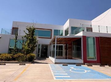Oficina , Silao · Inmueble Corporativo en Venta en Silao | Ideal Oficinas, Clínica o Centro de Negocios | 877 m²