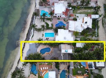 Villa · 876m² · 5 Recámaras · 4 Estacionamientos · Villa en La Playa en Venta, Puerto Morelos, 5 Recamaras, 5 Baños, a Estrenar