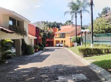 Casa en condominio · 320m² · 4 Recámaras · 4 Estacionamientos · Casa en Condominio en Manantiales Cuernavaca - Maz - 2650 - Cd