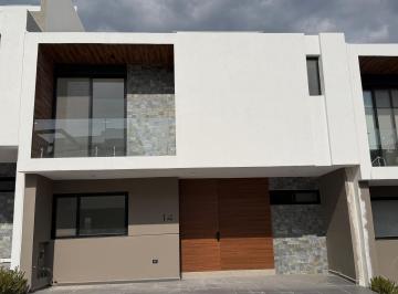 Casa en condominio · 219m² · 3 Recámaras · 2 Estacionamientos · Venta Casa El Olmo Nuevo Refugio - (4)