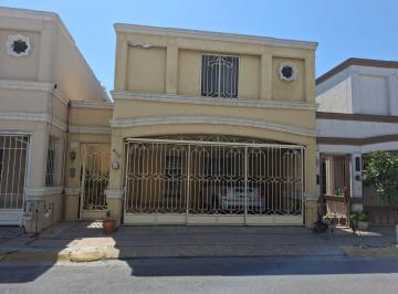 Casa de 3 habitaciones, San Nicolás de los Garza · Casa en Colonia Privada Exclusiva Zona San Nicolas