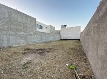 Terreno / Lote , San Luis Potosí · Terreno a Unos m de La Gran Central $3.9 Mdp