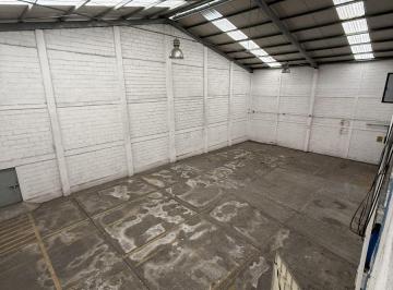 Bodega comercial de 9 habitaciones, Iztapalapa · Bodega Comercial de 1795 m² en Venta en Central de Abasto