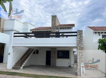 Casa · 188m² · 3 Recámaras · 2 Estacionamientos · Casa en Azul Pacifico