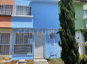 Casa · 65m² · 2 Recámaras · 1 Estacionamiento · Casa en Renta en Fraccionamiento Las Trojes, Temoaya, Estado de México.