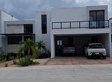 Casa en condominio de 4 habitaciones, Mérida · Hermosa Casa en Merida