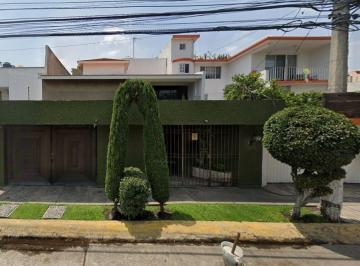 Casa de 4 habitaciones, Nezahualcóyotl · Casa en Venta en Av Bosques de Asia 42, Col. Bosques de Aragon, Nezahualcoyotl, Estado de México.
