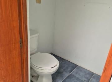 Local comercial , Toluca · Local Comercial en Av 5 Mayo 612