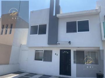 Casa · 124m² · 3 Recámaras · 2 Estacionamientos · Casa en Fraccionamiento El Mirador