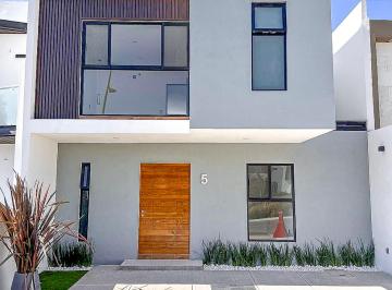 Casa en condominio de 4 habitaciones, Corregidora · Residencia de Lujo en Cañadas del Arroyo