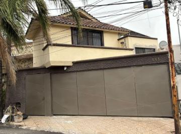 Casa de 4 habitaciones, Monterrey · Casa con Vistas Panorámicas en Venta – Colinas de San Jerónimo