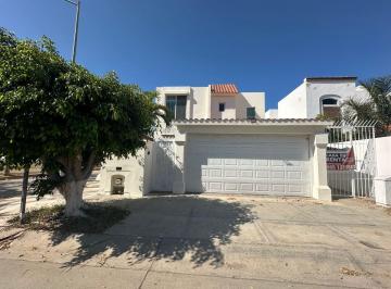 Casa de 3 habitaciones, Mazatlán · Casa Sin Muebles de 3 Recámaras en Venta Y/o Renta en Sábalo Country Club