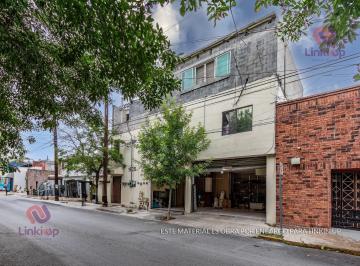 Casa · 1080m² · 10 Recámaras · 9 Estacionamientos · Edificio en Venta en Centro de Monterrey Cerca de Parque Fundidora