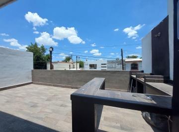 Casa · 119m² · 4 Recámaras · Casa en Venta en Jardines de San Nicolas, San Nicolas de Los Garza Atrás del Teatro de La Ciudad