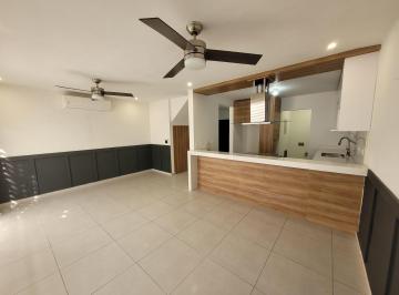 Casa · 122m² · 3 Recámaras · 2 Estacionamientos · Casa en Renta Alvento Frente a Parque Apodaca N. L.
