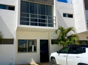 Casa de 3 habitaciones, Benito Juárez · Casa en Renta – Residencial Astoriaav. Huayacán Km 4, Cancún