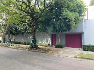 Casa de 3 habitaciones, Miguel Hidalgo · Casa en Venta y Renta en Lomas de Virreyes | 410 m² | Terraza | 3 Recámaras |
