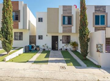 Casa de 3 habitaciones, Tijuana · Casa en Venta en Residencial Viñas del Mar, Tijuana B. C.