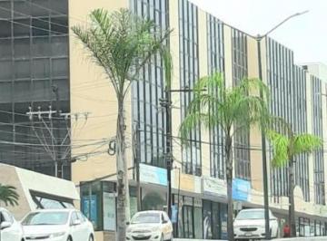 Local comercial · 200m² · 2 Estacionamientos · Local Sobre Av Hidalgo