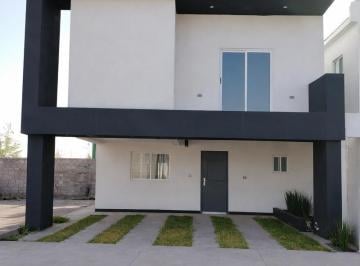 Casa · 194m² · 3 Recámaras · 3 Estacionamientos · Venta de Casa en Fracc Tarona Al Norte Cerca de Bachilleres 10 Las Aldabas