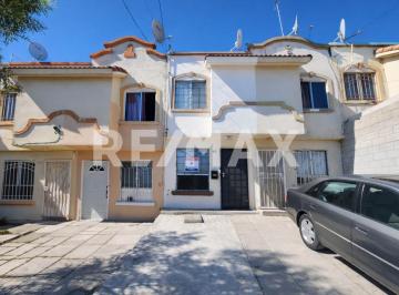 Casa · 81m² · 2 Recámaras · 1 Estacionamiento · Casa en Venta en Privada Santa Fe 3era Seccion Tijuana - (4)