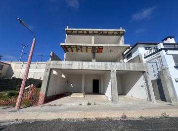 Casa · 314m² · 4 Recámaras · 2 Estacionamientos · Gran Oportunidad en Puerta del Mar: Casa en Construcción con Vista Al Océano - (4)