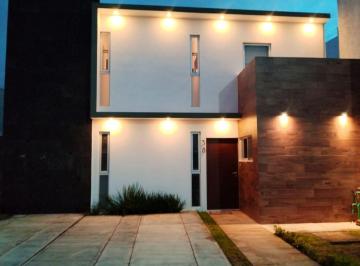 Casa de 3 habitaciones, Alvarado · Casa con 193 m² de Terreno de Una Planta Adicional un Mini Departamento Ideal Para Renta de Airbnb