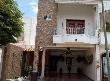 Casa de 3 habitaciones, Culiacán · Casa en Venta Privada Viñedos La Rioja Culiacán