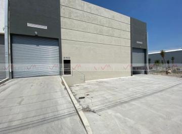 Nave industrial · 800m² · Nave Industrial en Renta en Santa Catarina