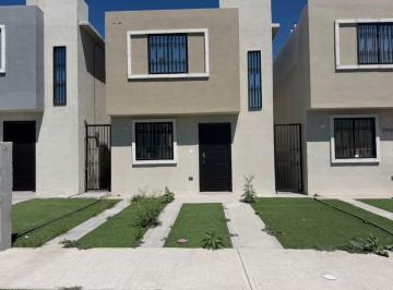 Casa · 120m² · 2 Recámaras · 2 Estacionamientos · Casa en Renta Real de Los Agaves Escobedo