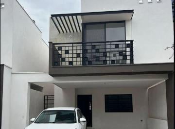 Casa de 3 habitaciones, Apodaca · Casa en Renta en Altabrisa Premier en Apodaca Nuevo León