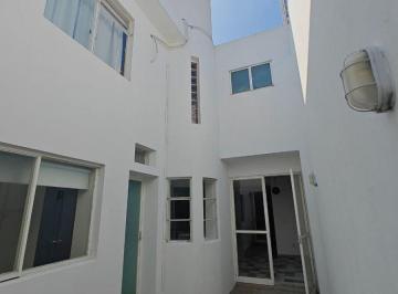 Casa de 2 habitaciones, Guadalajara · Casa en Renta en La Col Americana