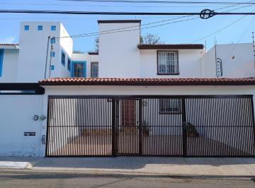 Casa de 3 habitaciones, Querétaro · Casa en Renta $13,000. - Cuesta Bonita