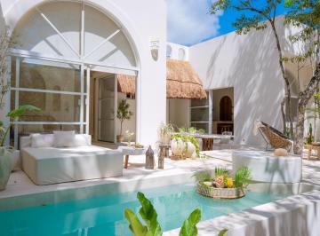 Villa · 217m² · 2 Recámaras · Villa Amueblada en Tulum en Venta Para 6 Personas