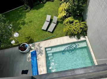 Casa · 623m² · 3 Recámaras · 2 Estacionamientos · Casa de Lujo en Cerro Dos Conejos