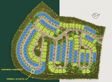 Terreno / Lote · 1m² · 2 Estacionamientos · Terreno en Venta, L.42, con 301 m² Habitacional en Mayakoba, Country Club, Playa del Carmen