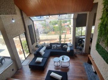 Casa de 4 habitaciones, Huixquilucan · Casa Amplia con Desniveles en Venta, Bosques de La Herradura