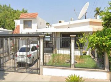 Casa de 3 habitaciones, Cajeme · ¡Oferta! Col. Norte Cd Obregon: Zona Tradicional, Alta Plusvalía y Ahorro Especial Bajo Mercado.