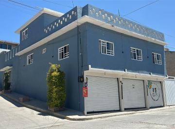 Casa de 4 habitaciones, Teoloyucan · Ampliada en Esquina con Locales y Alberca